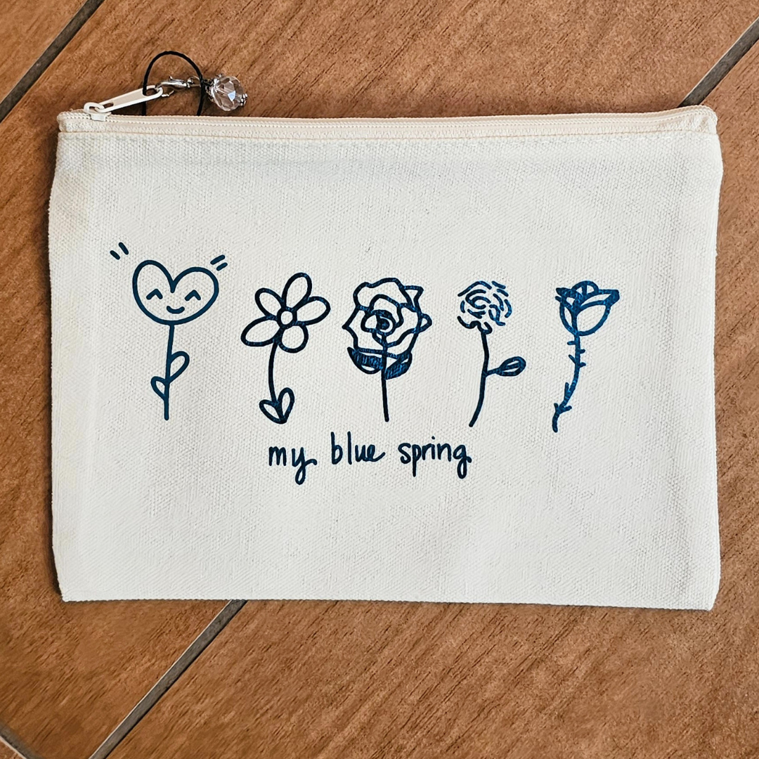 Blue Spring pouch